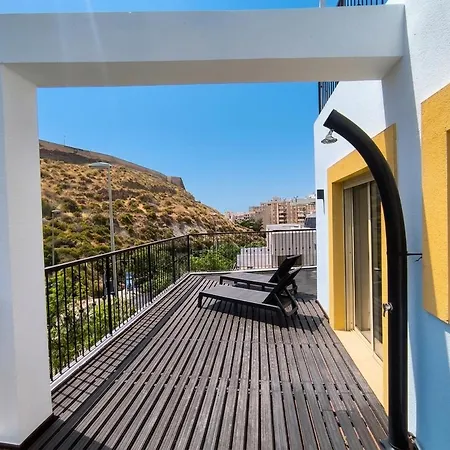 Aticb With Huge Terrace لقنت
